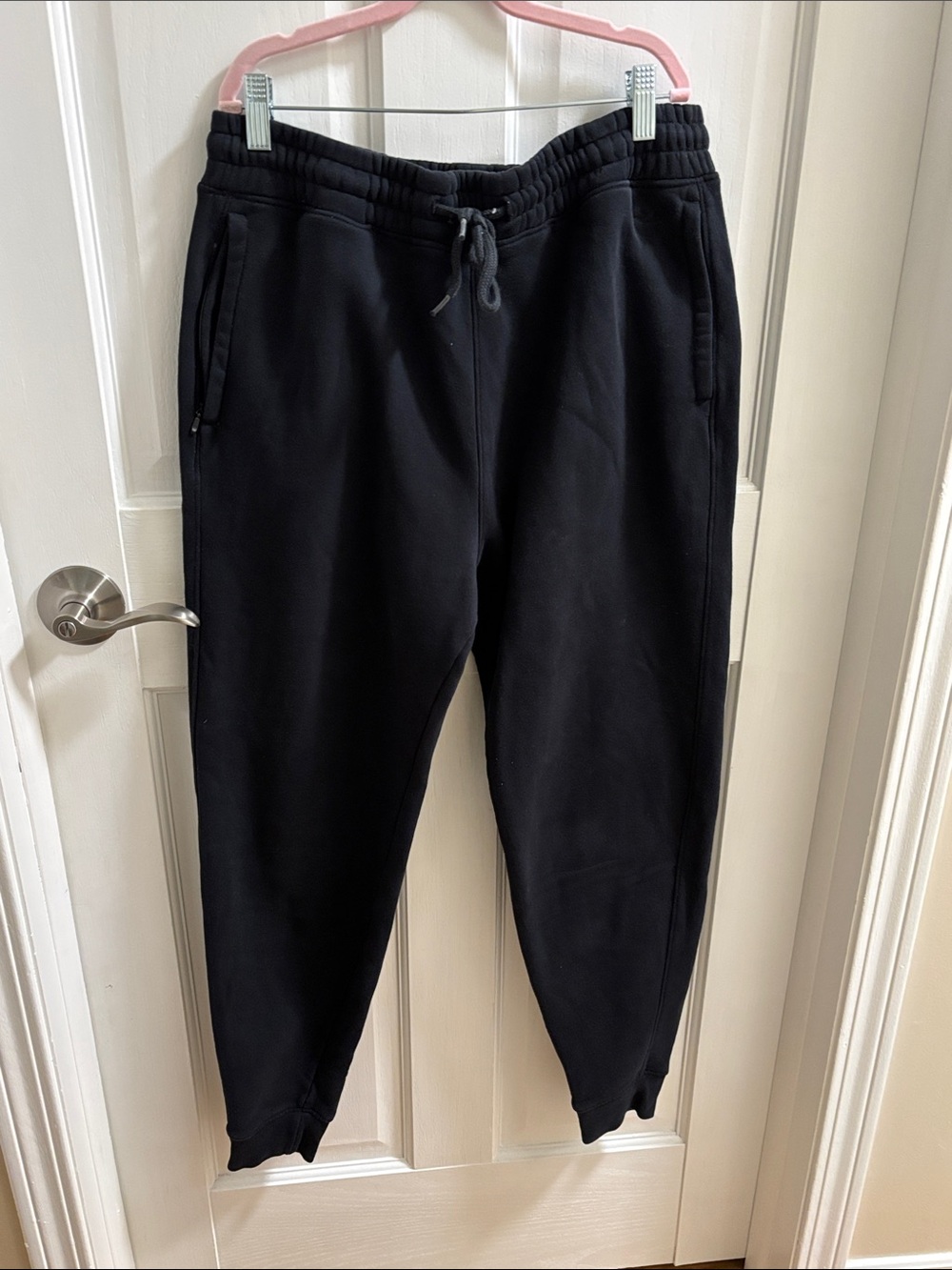 Men’s medium Hollister joggers black